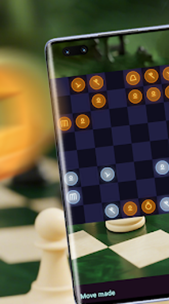 Image 0 for Royal Checkmate