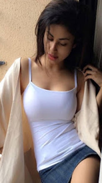 Image 0 for Mouni Roy Hot Wallpapers