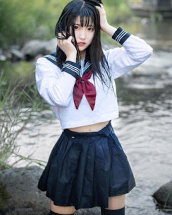 Image 1 for High school girls - Photo…