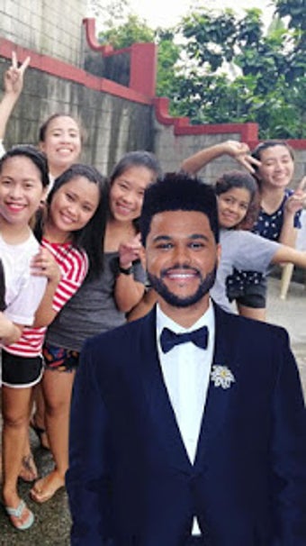 Image 0 for Selfie With The Weeknd