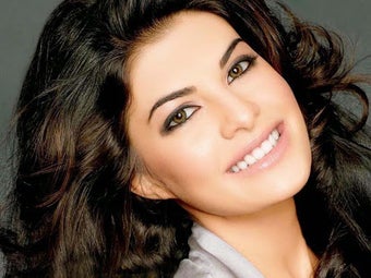 Image 0 for Jacqueline Fernandez Wall…
