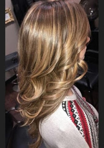 Image 3 for 120 Women Hair Colour