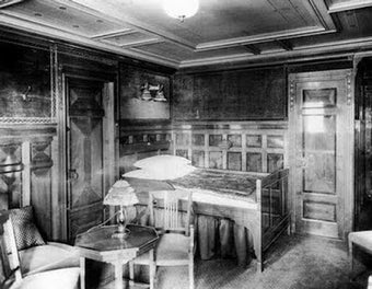 Image 0 for Titanic sinking story
