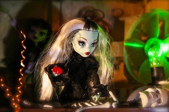 Image 1 for Monster Dolls Puzzle