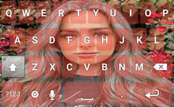 Image 2 for Addison Rae Keyboard Them…
